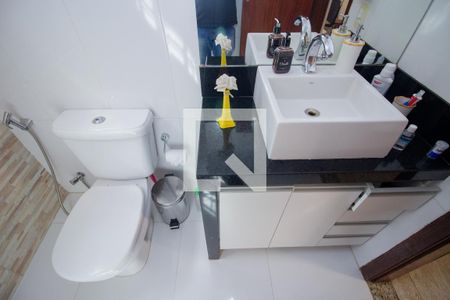 Banheiro da Suíte de casa à venda com 4 quartos, 260m² em Bom Jesus, Contagem