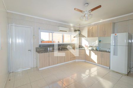 Sala/Cozinha de apartamento para alugar com 3 quartos, 170m² em Niterói, Canoas