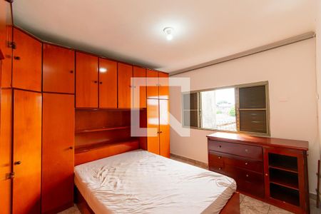 Quarto 1 de casa para alugar com 3 quartos, 135m² em Jardim das Rosas (zona Leste I), São Paulo