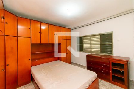 Quarto 1 de casa para alugar com 3 quartos, 135m² em Jardim das Rosas (zona Leste I), São Paulo