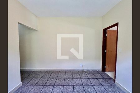 Casa para alugar com 1 quarto, 178m² em Itapoã, Belo Horizonte