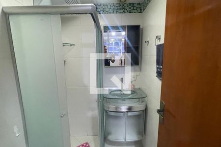 Banheiro de apartamento para alugar com 2 quartos, 60m² em Engenho do Porto, Duque de Caxias