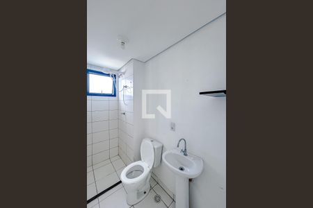 Banheiro de apartamento à venda com 1 quarto, 26m² em Vila Granada, São Paulo