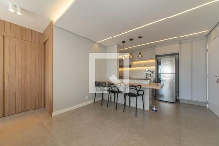 Sala de apartamento para alugar com 2 quartos, 84m² em Santo Amaro, São Paulo