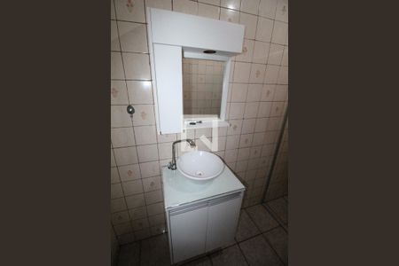 Banheiro de casa para alugar com 2 quartos, 58m² em Cidade Morumbi, São José dos Campos