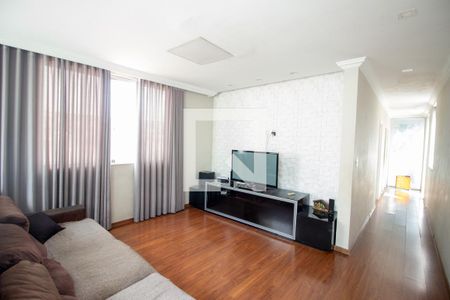 Sala de Jantar de casa à venda com 4 quartos, 370m² em Cabral, Contagem