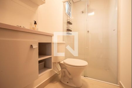 Banheiro de apartamento para alugar com 1 quarto, 33m² em Chácara Inglesa, São Paulo