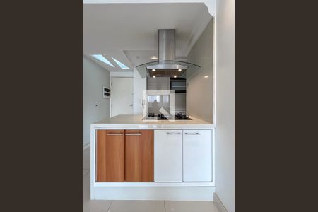 Detalhe da Sala de Jantar de apartamento à venda com 2 quartos, 67m² em Vila Gumercindo, São Paulo