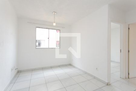 Sala de apartamento para alugar com 2 quartos, 40m² em Jardim Santa Teresinha, São Paulo
