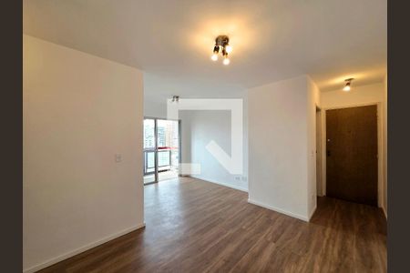 Sala de apartamento à venda com 2 quartos, 63m² em Vila Olímpia, São Paulo