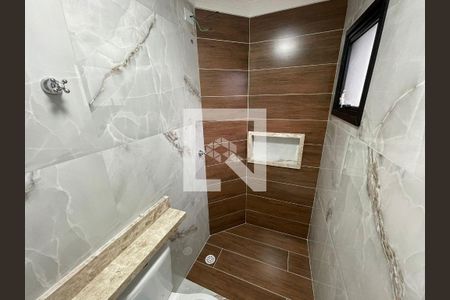 Casa à venda com 3 quartos, 158m² em Vila Carrão, São Paulo