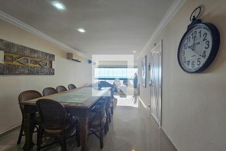 Apartamento para alugar com 3 quartos, 170m² em Balneario Praia do Pernambuco, Guarujá