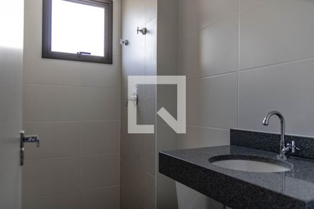 Banheiro da Suíte de apartamento à venda com 3 quartos, 72m² em Buritis, Belo Horizonte