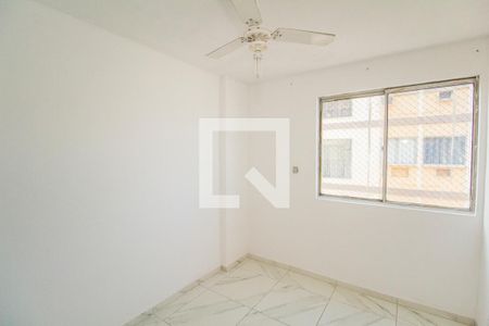 Quarto 1 de apartamento para alugar com 3 quartos, 65m² em Vila Valqueire, Rio de Janeiro