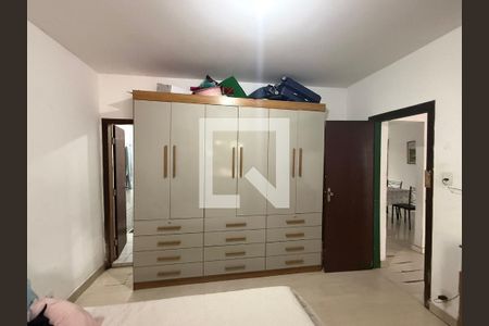 Casa à venda com 3 quartos, 360m² em Industrial, Contagem