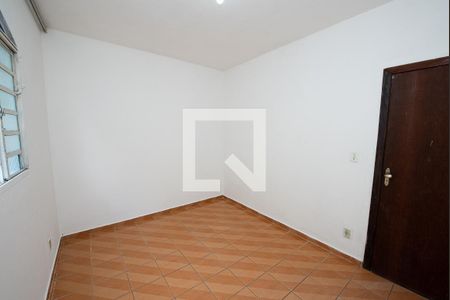 Quarto 2 de casa para alugar com 2 quartos, 70m² em Santa Helena, Belo Horizonte