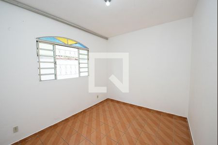 Quarto 2 de casa para alugar com 2 quartos, 70m² em Santa Helena, Belo Horizonte