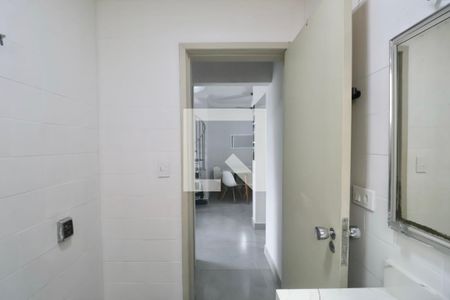 Banheiro Social de apartamento para alugar com 2 quartos, 96m² em Parque Enseada, Guarujá