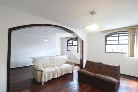 Sala de casa à venda com 4 quartos, 360m² em Taquara, Rio de Janeiro