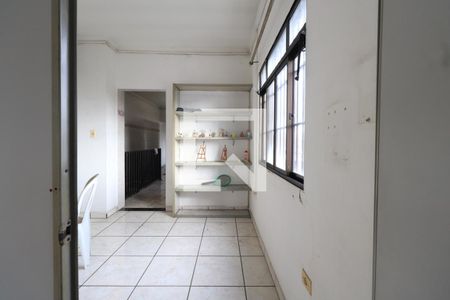 Sala de casa à venda com 5 quartos, 610m² em Vila Carrão, São Paulo