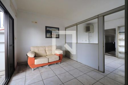 Sala de casa à venda com 5 quartos, 610m² em Vila Carrão, São Paulo