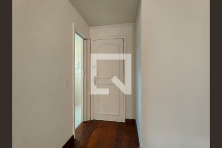 Entrada de apartamento à venda com 2 quartos, 62m² em Tijuca, Rio de Janeiro