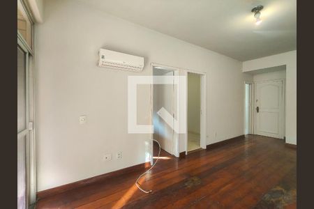 Sala de apartamento à venda com 2 quartos, 62m² em Tijuca, Rio de Janeiro
