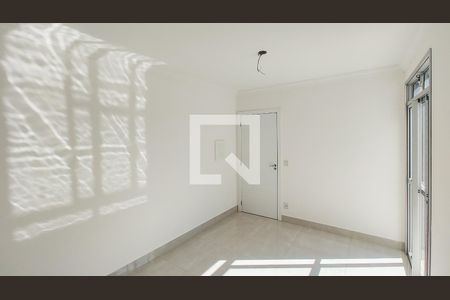 Sala de apartamento à venda com 2 quartos, 90m² em Santa Rosa, Belo Horizonte