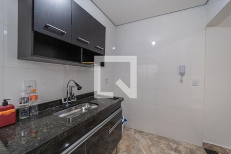 Cozinha e Área de Serviço de apartamento à venda com 2 quartos, 38m² em Vila Nova, São Paulo