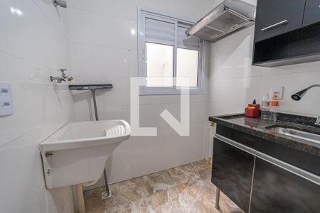 Cozinha e Área de Serviço de apartamento à venda com 2 quartos, 38m² em Vila Nova, São Paulo
