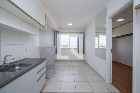 Studio de kitnet/studio para alugar com 1 quarto, 27m² em Jardim Itacolomi, São Paulo