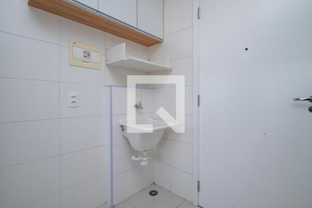 Studio de kitnet/studio para alugar com 1 quarto, 27m² em Jardim Itacolomi, São Paulo