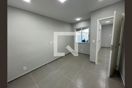 Quarto 1 de casa para alugar com 2 quartos, 145m² em Anchieta, Nilópolis