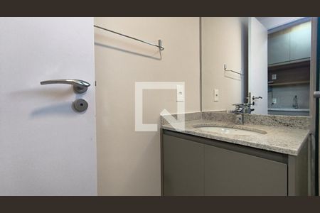 Banheiro de apartamento para alugar com 1 quarto, 30m² em Vila Mariana, São Paulo