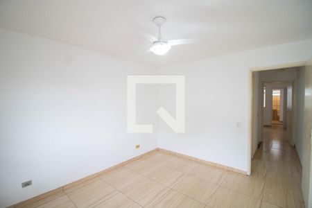 QUARTO 1 de casa de condomínio para alugar com 3 quartos, 78m² em Vila Carbone, São Paulo