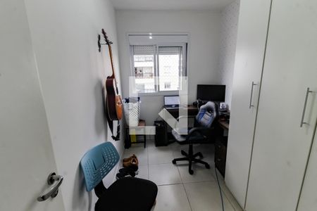 Quarto 1 de apartamento para alugar com 3 quartos, 68m² em Vila Suzana, São Paulo