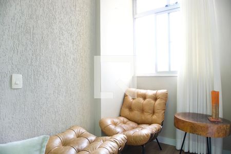 Apartamento à venda com 2 quartos, 89m² em Floresta, Belo Horizonte