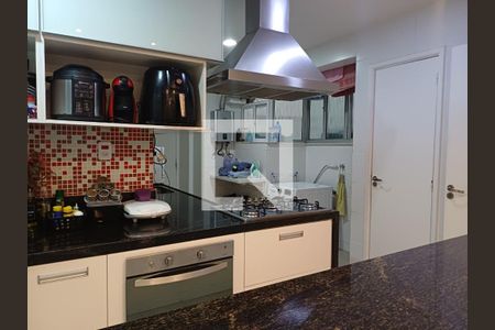 Cozinha de apartamento à venda com 3 quartos, 105m² em Icaraí, Niterói