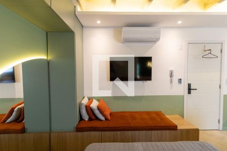 Sala/Quarto de kitnet/studio para alugar com 1 quarto, 24m² em Farroupilha, Porto Alegre