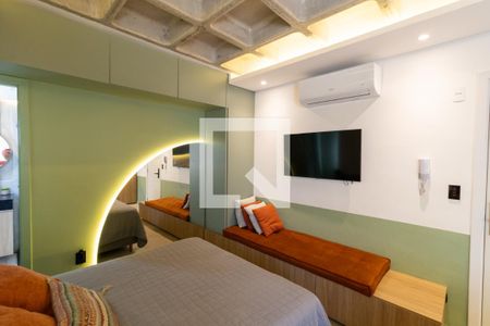 Sala/Quarto de kitnet/studio para alugar com 1 quarto, 24m² em Farroupilha, Porto Alegre