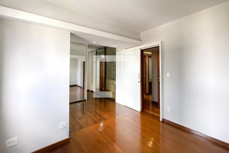 Suite 1 de apartamento para alugar com 3 quartos, 130m² em Serra, Belo Horizonte