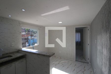 Sala de apartamento para alugar com 1 quarto, 50m² em Vila Verde, Belford Roxo