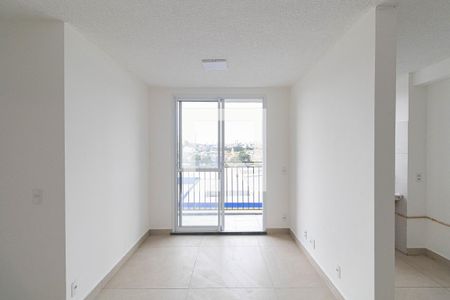 Sala/Cozinha/Área de Serviço  de apartamento para alugar com 2 quartos, 42m² em Jardim America da Penha, São Paulo