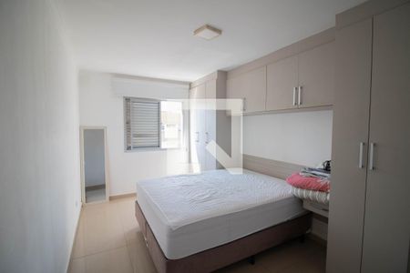 QUARTO 1 de apartamento para alugar com 2 quartos, 80m² em Lapa de Baixo, São Paulo
