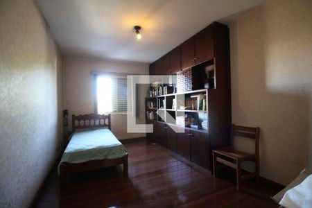 Quarto 2 de casa à venda com 4 quartos, 282m² em Jardim Londrina, São Paulo