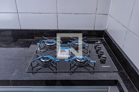 Sala, cozinha e área de serviço de apartamento para alugar com 2 quartos, 41m² em Vila Albertina, São Paulo