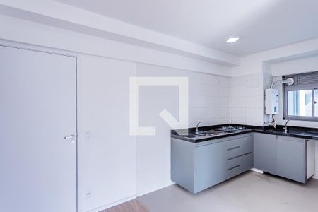 Sala, cozinha e área de serviço de apartamento para alugar com 2 quartos, 41m² em Vila Albertina, São Paulo