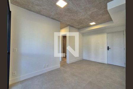 Sala de apartamento para alugar com 2 quartos, 67m² em Barra Olímpica, Rio de Janeiro