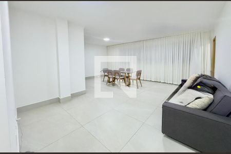 Apartamento à venda com 4 quartos, 126m² em Liberdade, Belo Horizonte