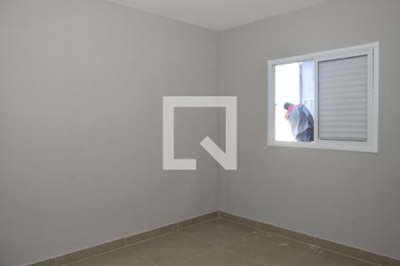 Quarto 1 de apartamento para alugar com 2 quartos, 60m² em Jardim Santo Eduardo, Embu das Artes
